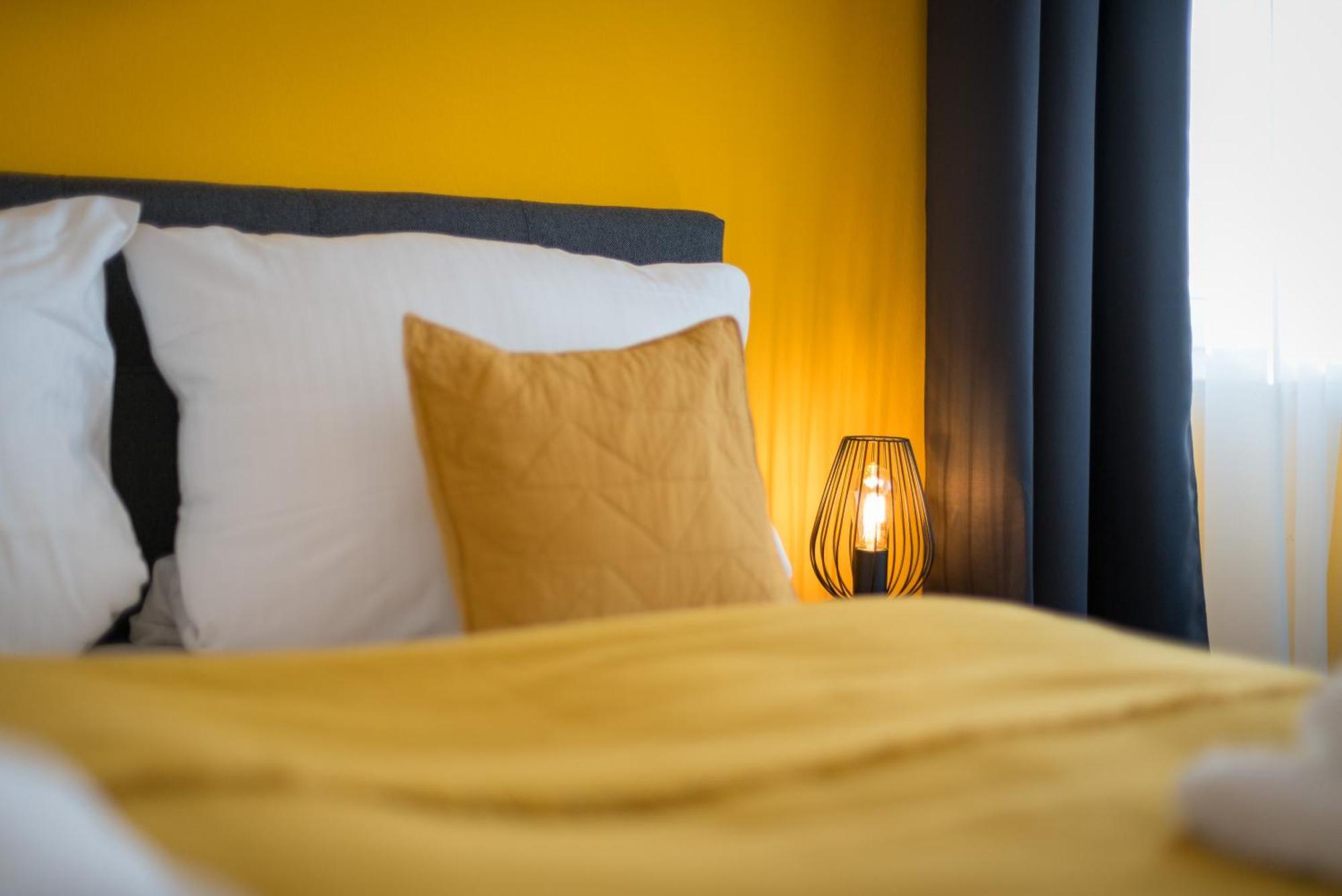 Free Living - City Design Apartments, Zentrum, Outlet, Balkon, Kueche ウォルフスブルク エクステリア 写真