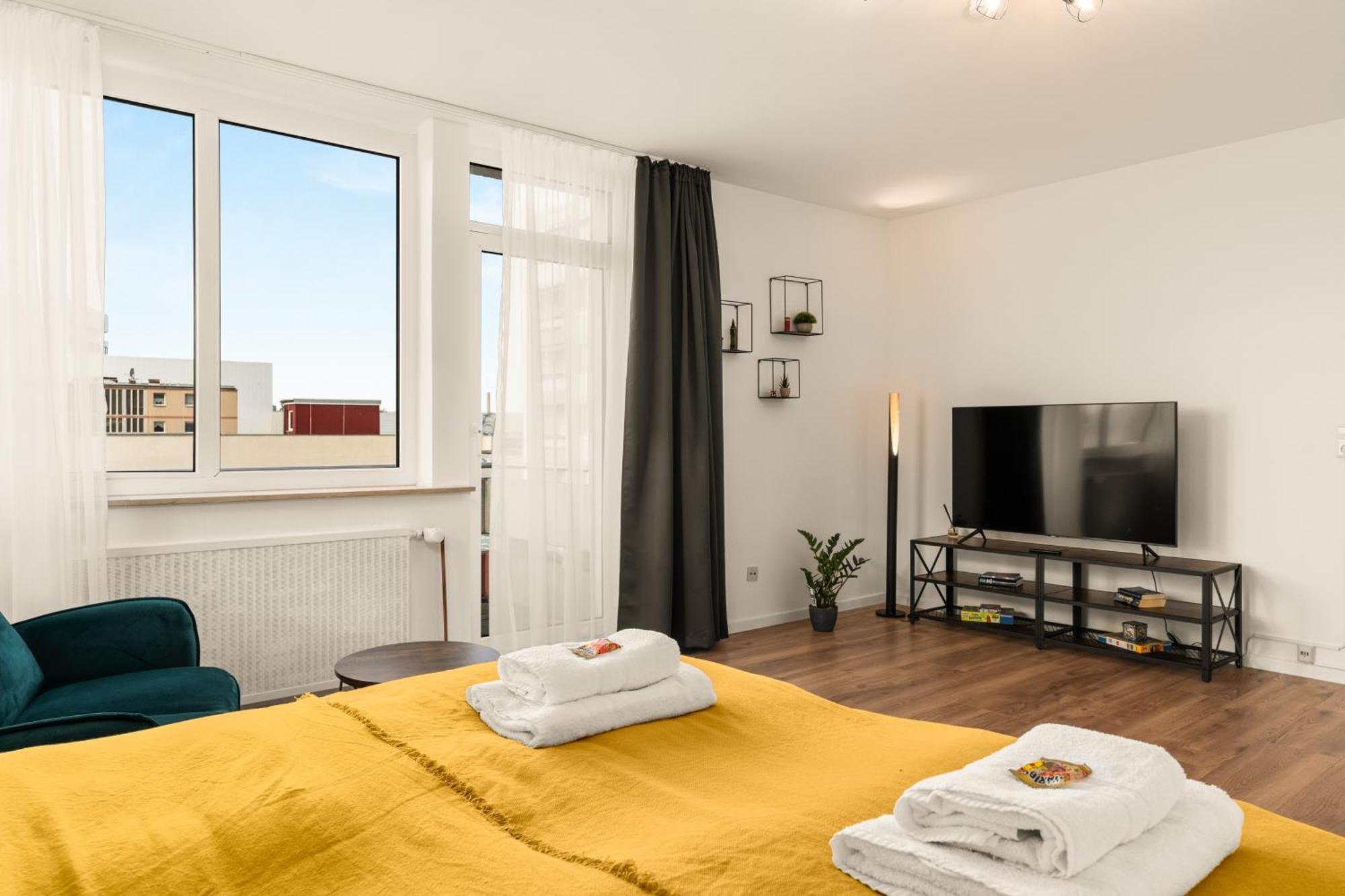 Free Living - City Design Apartments, Zentrum, Outlet, Balkon, Kueche ウォルフスブルク エクステリア 写真